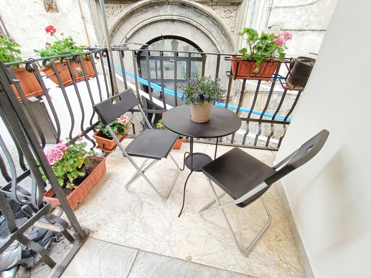 A Casa E Cardetella Daire Napoli Dış mekan fotoğraf